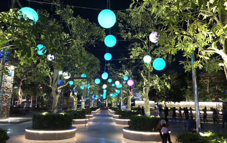 城市夜游經(jīng)濟(jì)開(kāi)發(fā)如何避免成為夜市